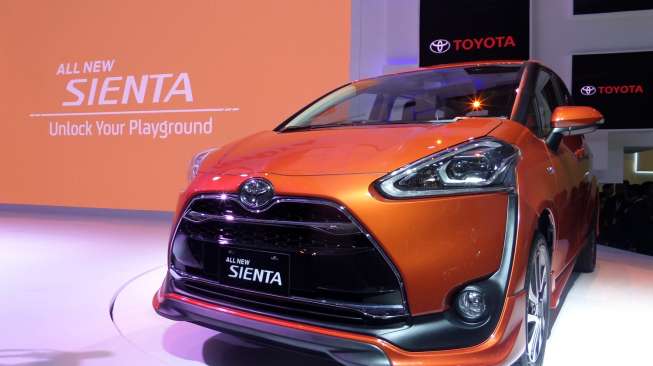 Pasar Otomotif Jatim, Sienta Siap Ambil Ceruk Bisnis Pasar Otomotif Jatim, Sienta Siap Ambil Ceruk Bisnis