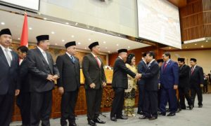 Pimpinan DPR Lantik 9 Anggota DPR RI PAW