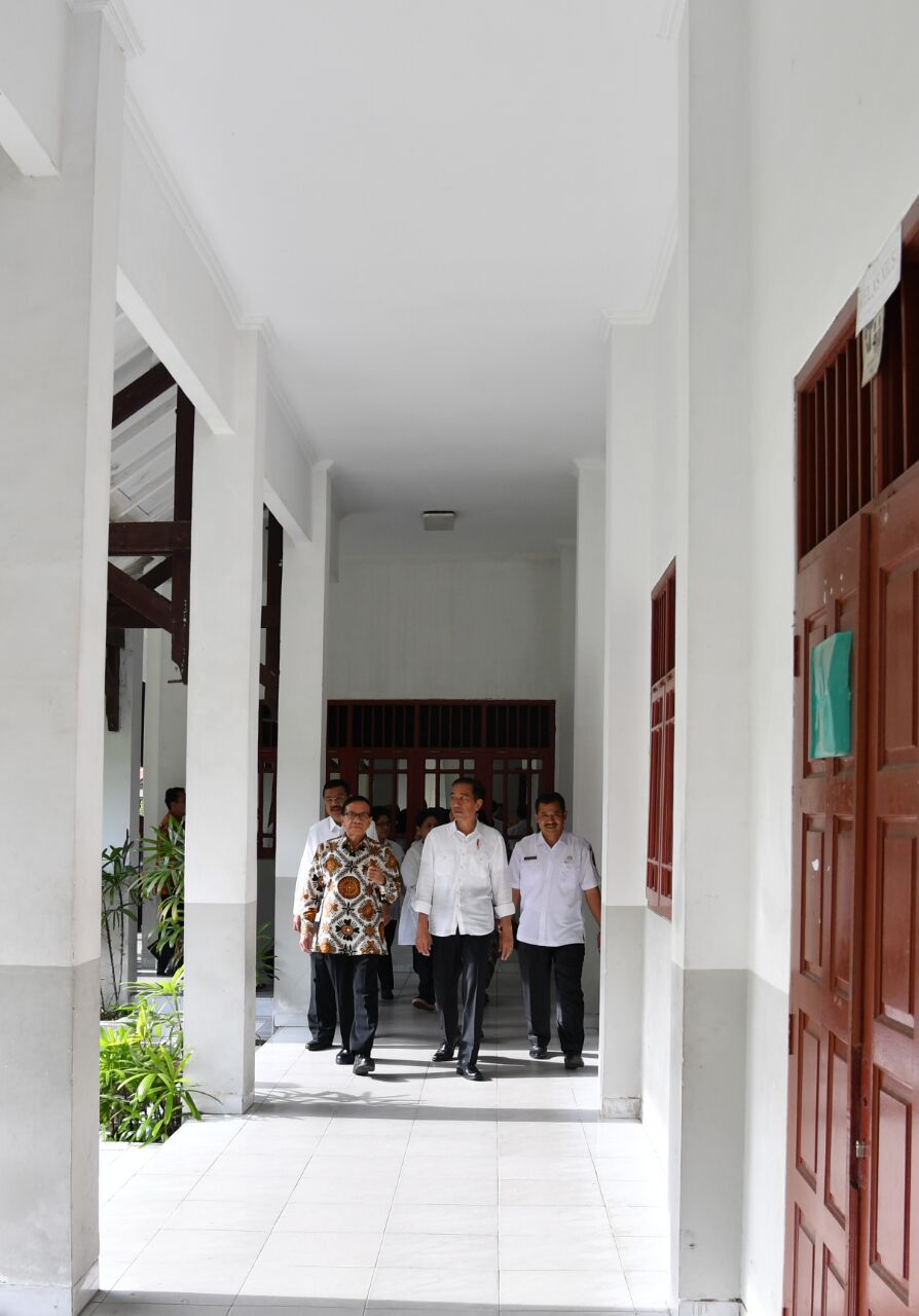 Ke SMAN 1 Matauli Pandan, Awali Kunker Presiden ke Sumatera Utara Ke SMAN 1 Matauli Pandan, Awali Kunker Presiden ke Sumatera Utara