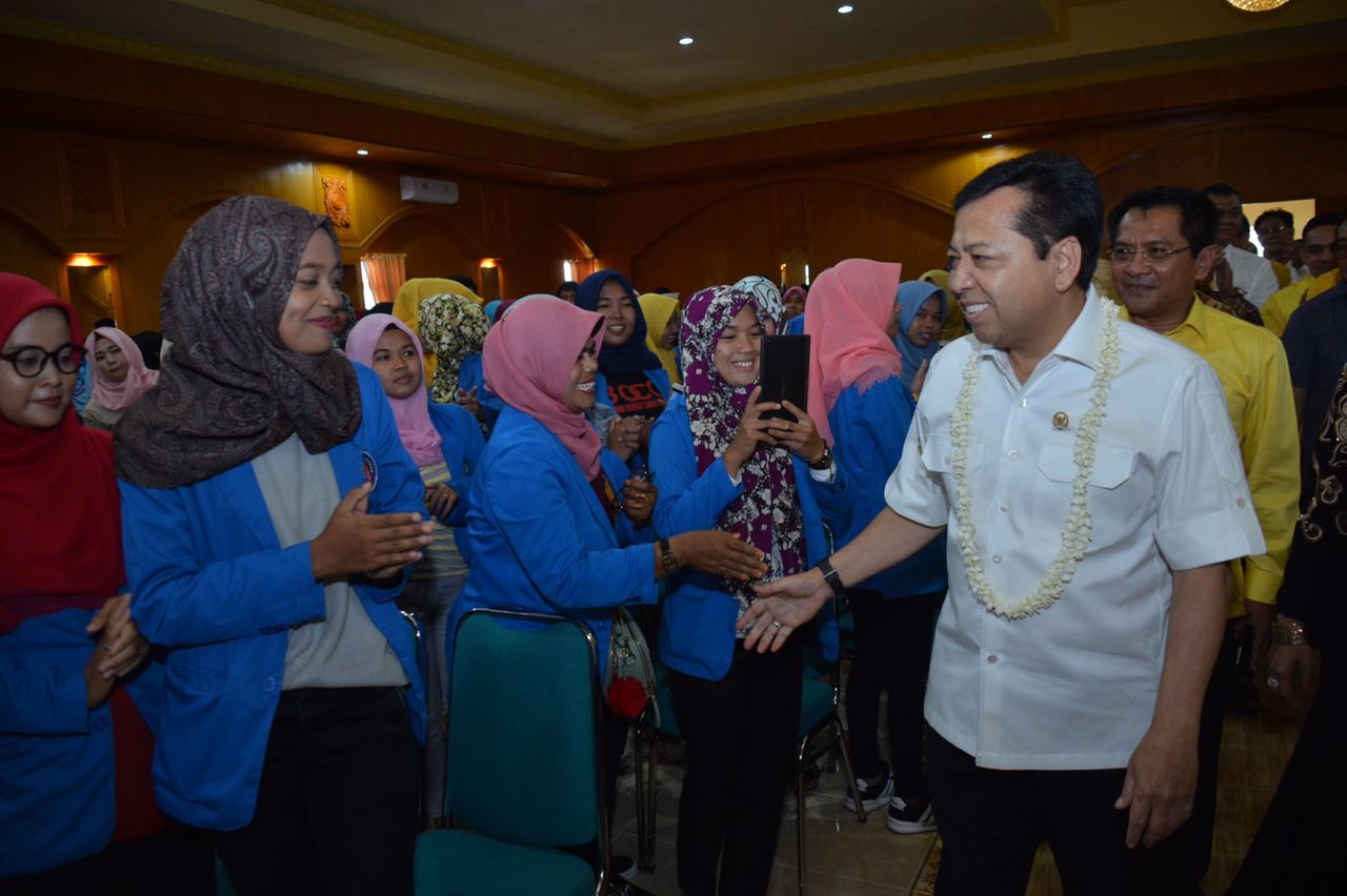 Di Depan Mahasiswa Ketua DPR RI Cerita Pernah Kerja Cuci Mobil Di Depan Mahasiswa Ketua DPR RI Cerita Pernah Kerja Cuci Mobil