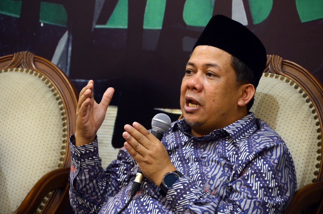 Fahri Hamzah Bicara Wartawan dan Blogger Fahri Hamzah Bicara Wartawan dan Blogger