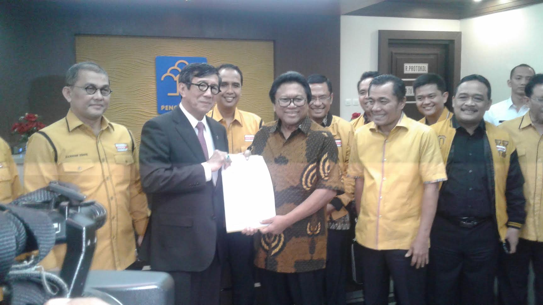 Ketua Umum Hanura Tidak Tahu Kadernya Teken Angket KPK Ketua Umum Hanura Tidak Tahu Kadernya Teken Angket KPK