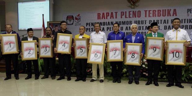 Ada Usulan Biaya Saksi Pemilu Rp 10 Triliun Ada Usulan Biaya Saksi Pemilu Rp 10 Triliun
