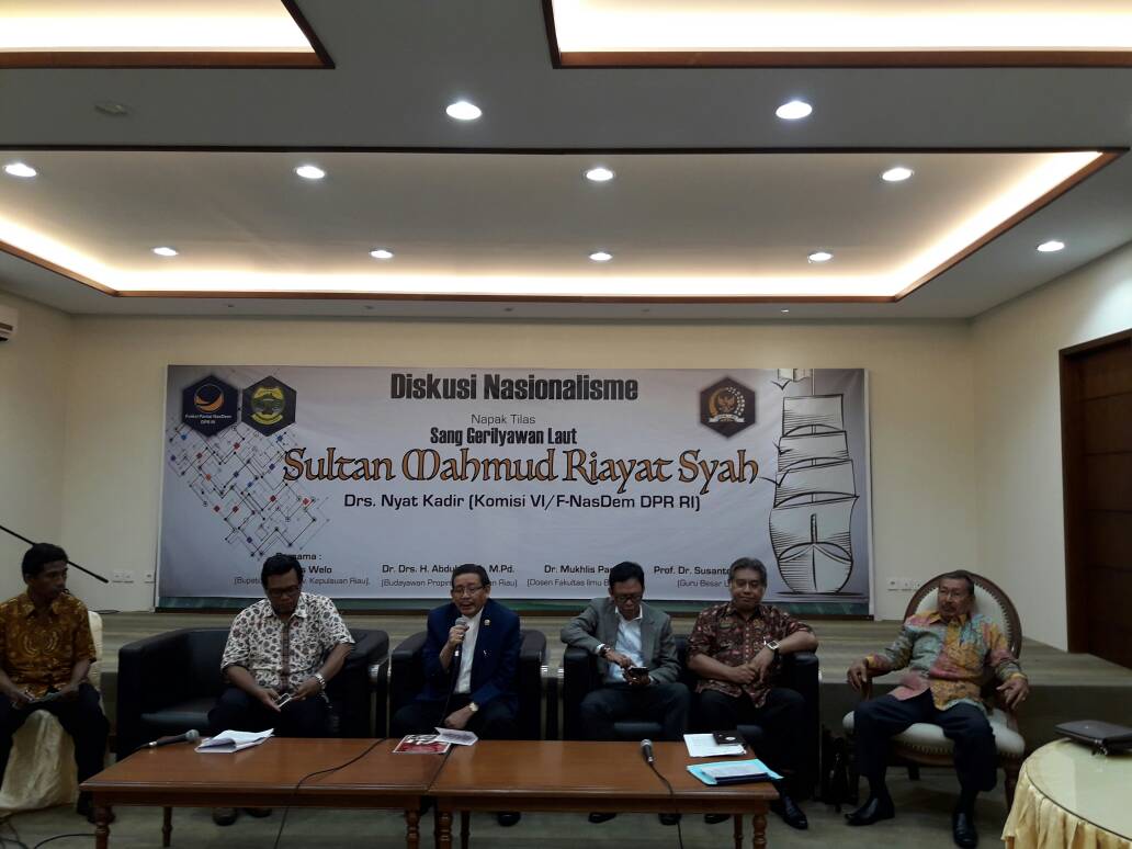 Nasdem Desak Jokowi, Beri Gelar Sultan Mahmud Riayat Pahlawan Nasional Nasdem Desak Jokowi, Beri Gelar Sultan Mahmud Riayat Pahlawan Nasional