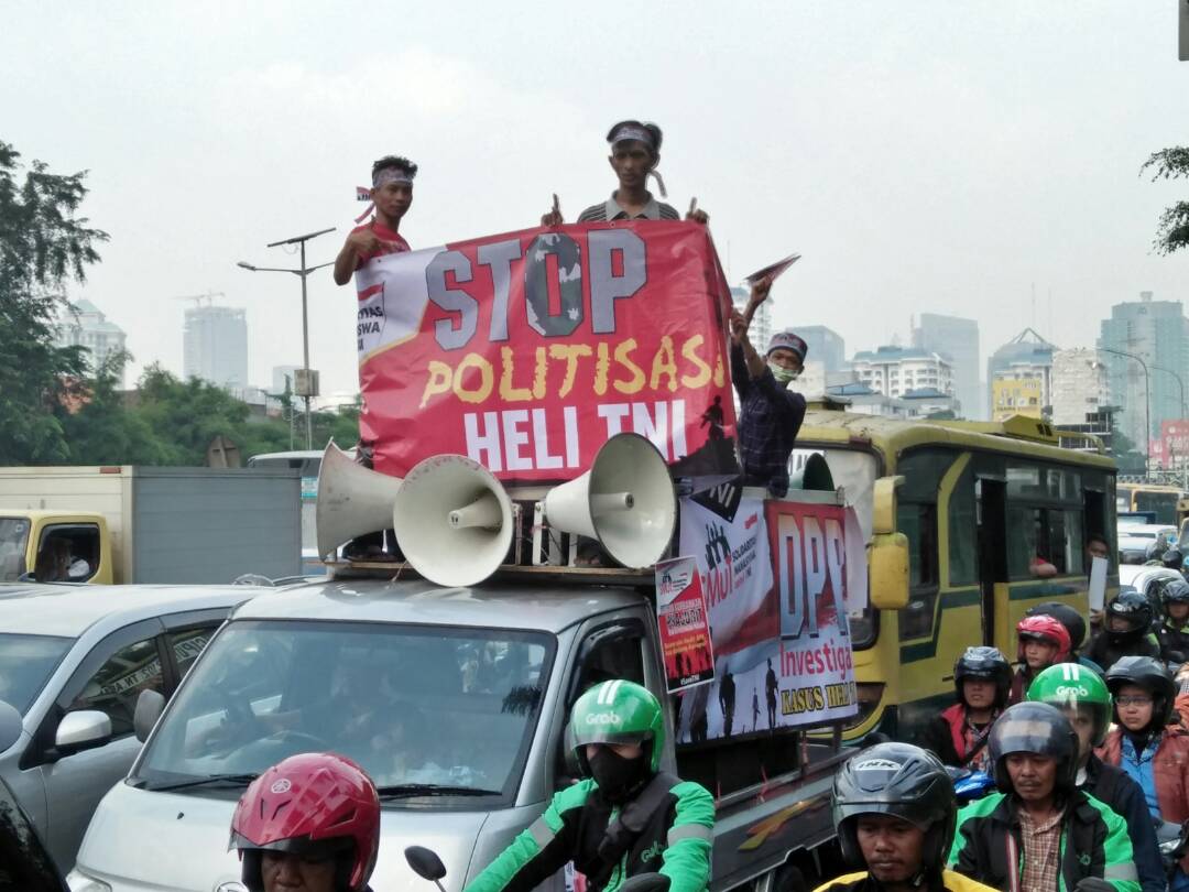 Ke DPR, Mahasiswa Desak Panglima TNI Jelaskan Pembelian Heli AW 101 Ke DPR, Mahasiswa Desak Panglima TNI Jelaskan Pembelian Heli AW 101