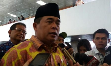 Seharusnya KPK Tetapkan Ade Komarudin Tersangka