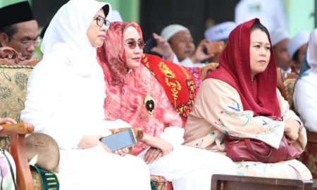 Yenny Wahid Serukan Pilih yang Wahid