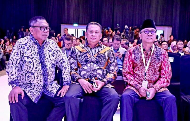 Presiden Kesal Masih Ada Daerah Persulit Izin Investasi Presiden Kesal Masih Ada Daerah Persulit Izin Investasi