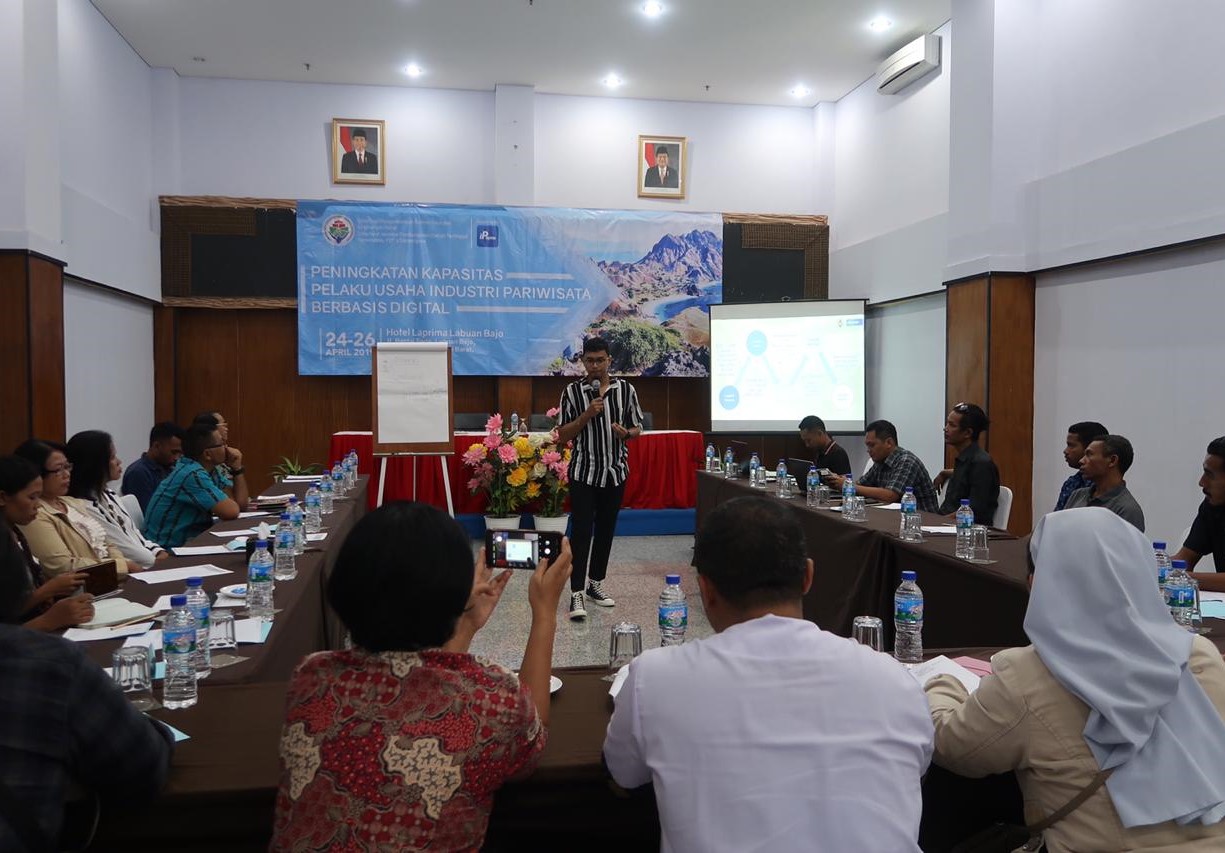 Sistem Non Tunai Bantu Promosi Wisata Daerah Sistem Non Tunai Bantu Promosi Wisata Daerah