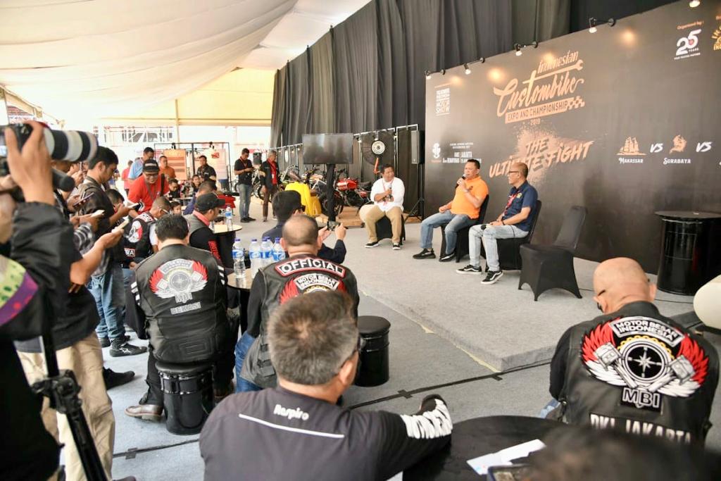 Ketua DPR Dukung Pengembangan Industri Motor Kustom Ketua DPR Dukung Pengembangan Industri Motor Kustom