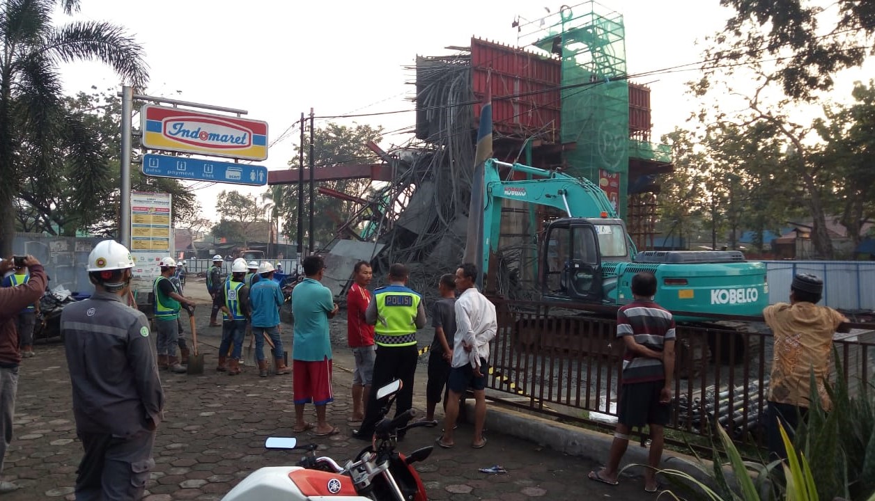 Musibah Cor Beton Ambruk, BPJT Terjunkan KKJTJ Awasi Proyek Tol BORR Musibah Cor Beton Ambruk, BPJT Terjunkan KKJTJ Awasi Proyek Tol BORR
