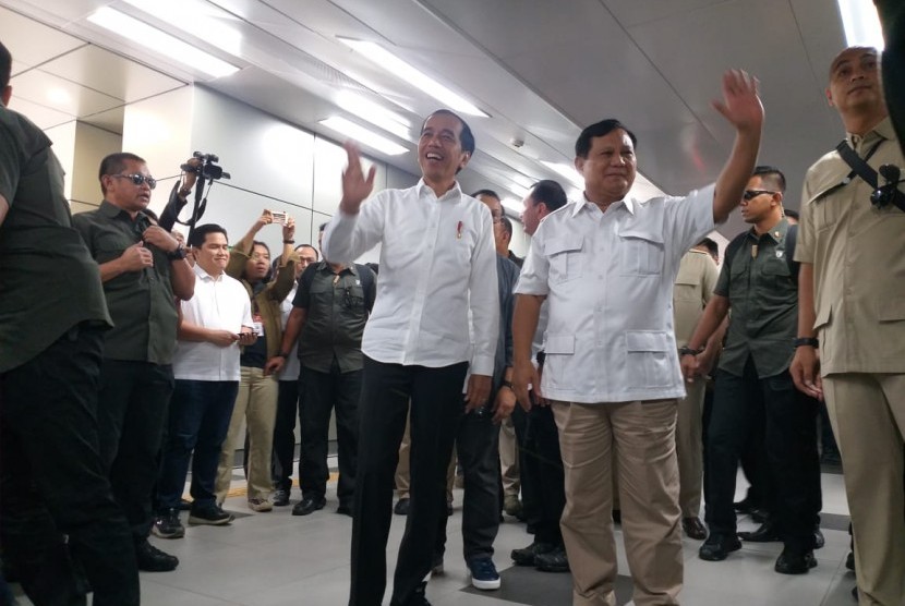 Presiden Jokowi Butuh Menteri Pemberani