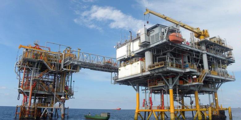 Impor Minyak Mentah Dipangkas Hingga 35% Impor Minyak Mentah Dipangkas Hingga 35%