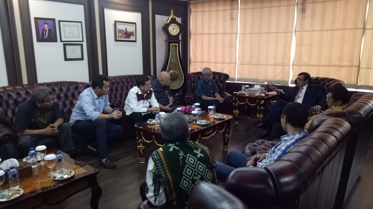 Kemenkumham Dukung Penguatan dan Perbaikan Regulasi PT POS Indonesia
