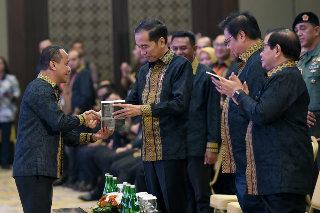Investasi Harus Ciptakan Banyak Spillover Investasi Harus Ciptakan Banyak Spillover