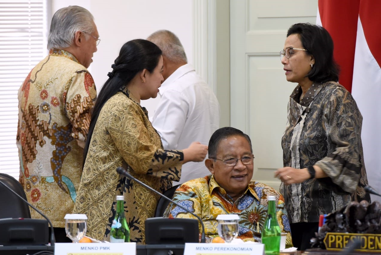 Presiden Jokowi Bahas Langkah Antisipasi Pelambatan Ekonomi Global Presiden Jokowi Bahas Langkah Antisipasi Pelambatan Ekonomi Global