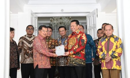 Jusuf Kalla Pastikan Hadiri Prosesi Pergantian Dirinya sebagai Wapres ke-13
