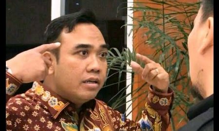 Cegah Virus Corona, Perketat Wisatawan Asal China