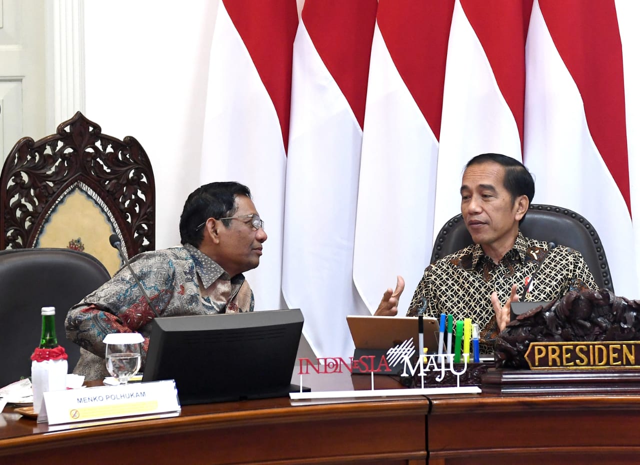 Cegah PHK Terkait Corona, Presiden Jokowi Beri Insentif UMKM Dari APBN/APBD Cegah PHK Terkait Corona, Presiden Jokowi Beri Insentif UMKM Dari APBN/APBD
