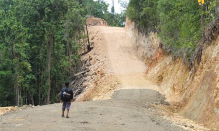 Telan Rp183 Miliar, PUPR Genjot Konektivitas Jalan Lingkar Raja Ampat 342 Km