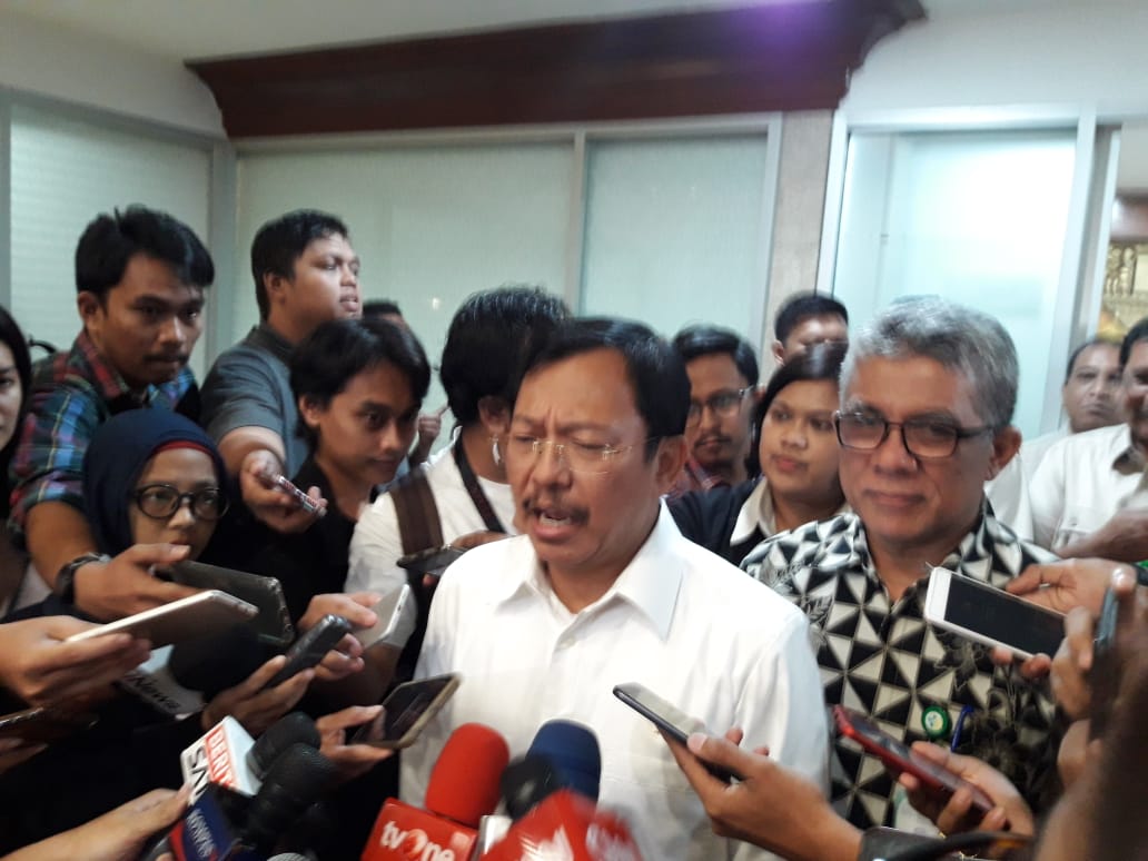 Menkes Tolak Karantina Warga Timor Leste Menkes Tolak Karantina Warga Timor Leste