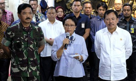 Menlu-Menkes-Panglima TNI Lepas Tim Evakuasi ke Wuhan