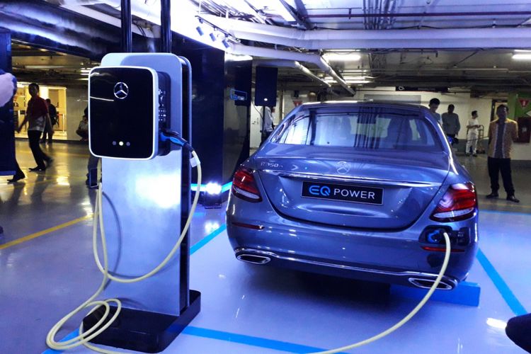 Percepat Mobil Listrik Guna Tekan Impor Minyak Percepat Mobil Listrik Guna Tekan Impor Minyak