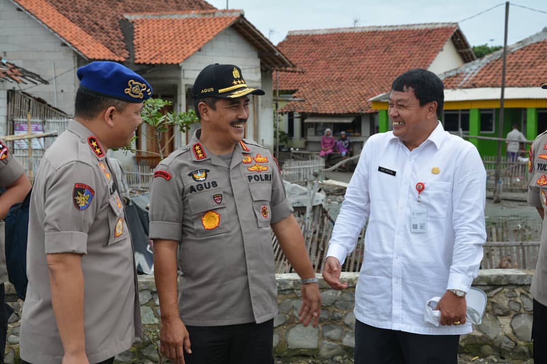 Tanam Mangrove Bersama, Pemkab Tangerang-Polri Soroti Soal Kelestarian Lingkungan Tanam Mangrove Bersama, Pemkab Tangerang-Polri Soroti Soal Kelestarian Lingkungan