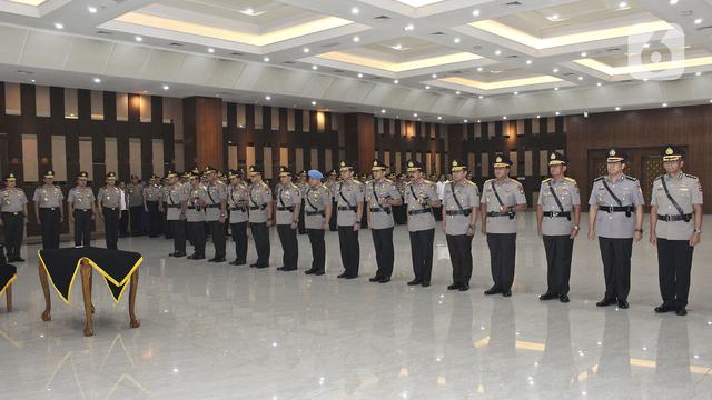 Kapolri Merotasi Delapan Kapolda Kapolri Merotasi Delapan Kapolda