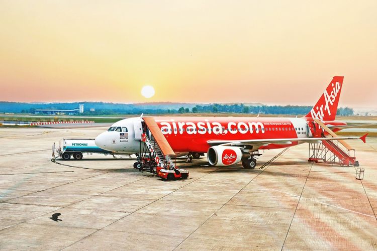 Cegah Covid-019, Maskapai AirAsia Indonesia Stop Penerbangan April 2020 Cegah Covid-019, Maskapai AirAsia Indonesia Stop Penerbangan April 2020