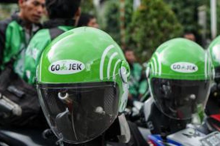 Ringankan Beban, Gojek Beri Dukungan Mitra Pengemudi Demi Kelangsungan UMKM Ringankan Beban, Gojek Beri Dukungan Mitra Pengemudi Demi Kelangsungan UMKM