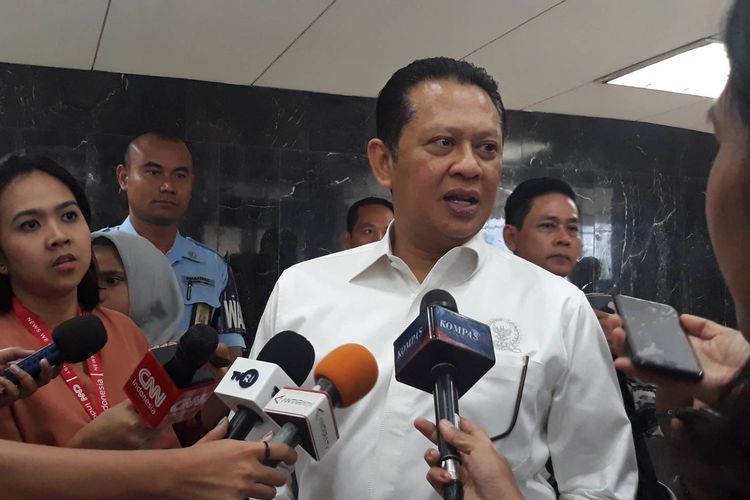 MPR Minta Pemerintah Perketat WNA Masuk Indonesia