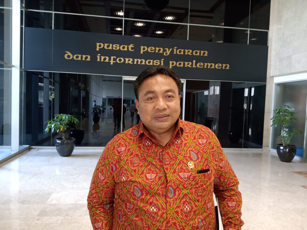 Nyoman Parta: Pelanggan 1300 VA dan Gas Elpiji Perlu Didiskon Nyoman Parta: Pelanggan 1300 VA dan Gas Elpiji Perlu Didiskon