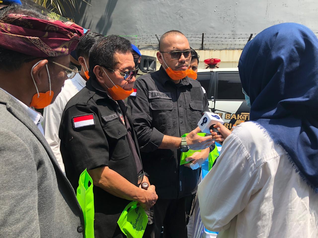 Perangi Covid-19, HMS Center Bantu "Paket Obat" Setara Satu Miliar Rupiah Perangi Covid-19, HMS Center Bantu "Paket Obat" Setara Satu Miliar Rupiah