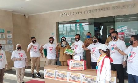 Satgasda Lawan Covid-19 Tangsel Sumbangkan APD untuk Rumah Sakit