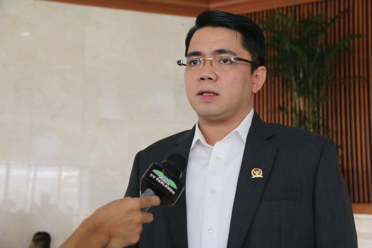 DPR Desak Kejagung Bongkar Penyelundupan 27 Kontainer Tekstil di Bea Cukai DPR Desak Kejagung Bongkar Penyelundupan 27 Kontainer Tekstil di Bea Cukai