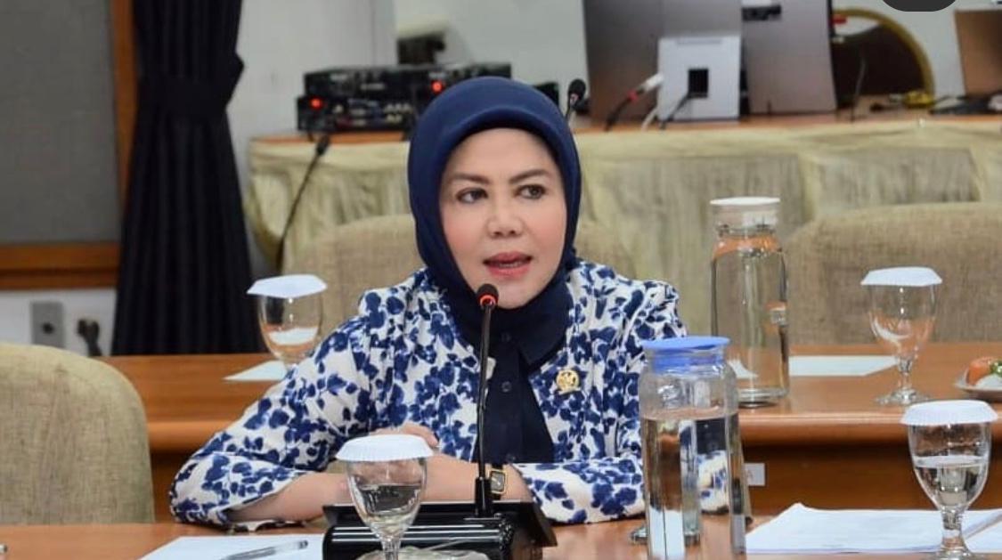 Desak Cabut Perpres 64/2020, Intan: Dalih Naikkan Iuran BPJS Tak Berdasar Desak Cabut Perpres 64/2020, Intan: Dalih Naikkan Iuran BPJS Tak Berdasar