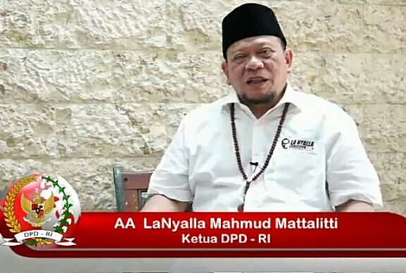 LaNyalla Bantu APD dan Sembako di Lamongan