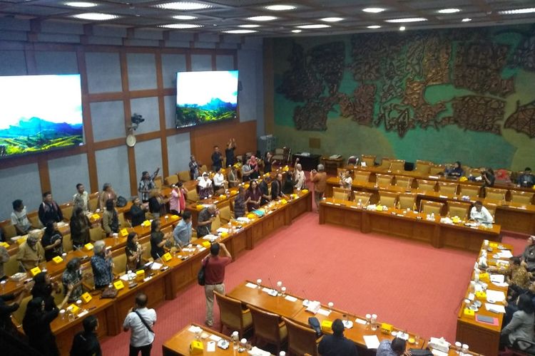 Marah Soal Akuisisi Freeport...., Ujung Ujungnya Bahas CSR