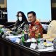 Pandemi Covid-19, Fadel: Ekonomi dan Kesehatan Sama-Sama Penting