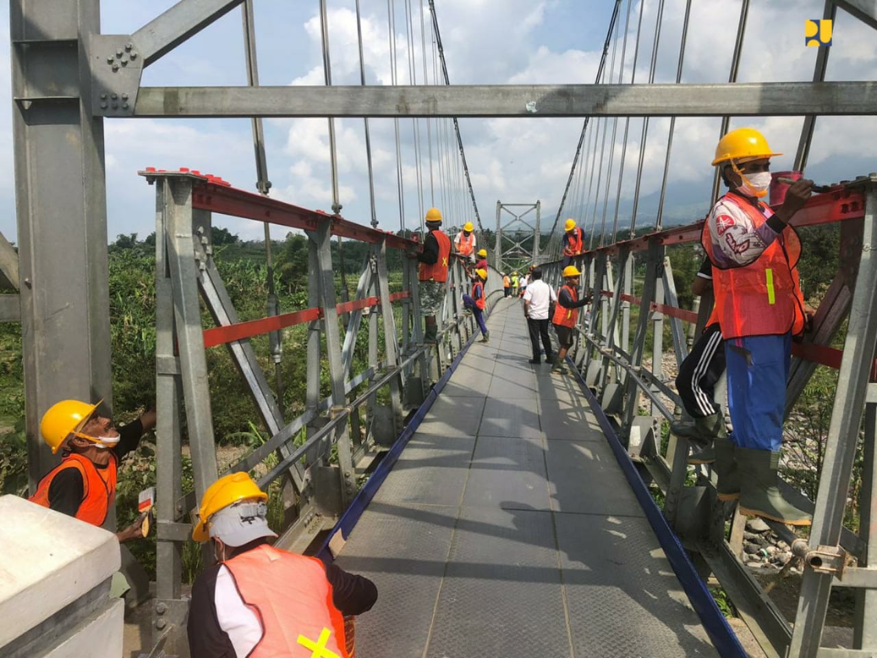 Telan Rp4,8 Triliun, Padat Karya Tunai PUPR Serap 387.549 Naker Telan Rp4,8 Triliun, Padat Karya Tunai PUPR Serap 387.549 Naker