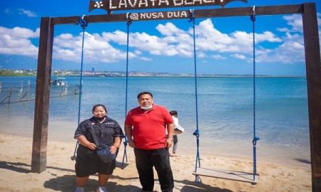Parta Desak Pemkab Badung Tegur Hotel Pemasang Tiang Iklan Di Pantai