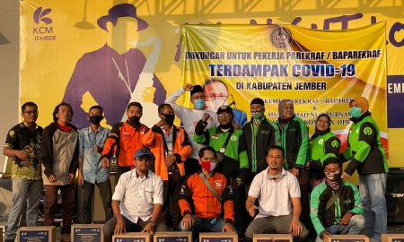 Anggota DPR dari Golkar Gelar Bakti Sosial dengan Komunitas Ojol