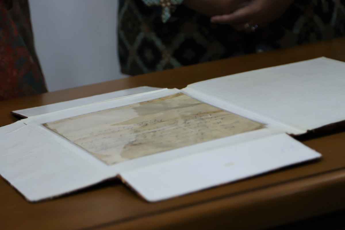 Naskah Konsep Teks Proklamasi Tulisan Tangan Bung Karno Akan Hadir Pada HUT Kemerdekaan RI ke-75 Naskah Konsep Teks Proklamasi Tulisan Tangan Bung Karno Akan Hadir Pada HUT Kemerdekaan RI ke-75