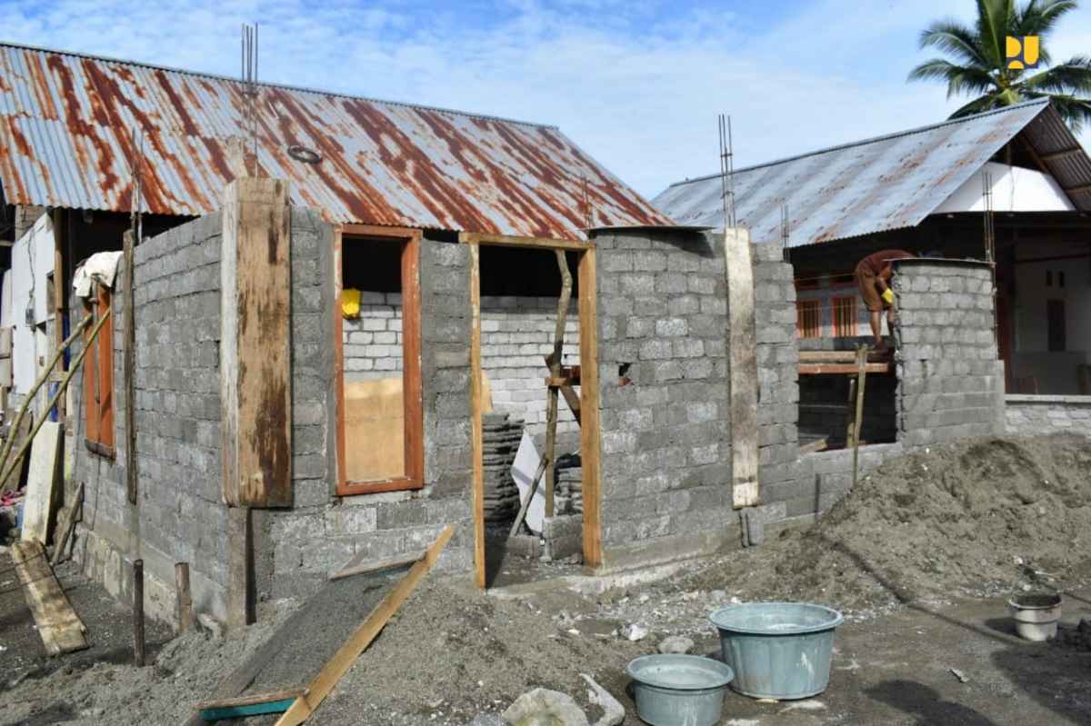 Senilai Rp3,16 Triliun, Progres Padat Karya Bedah Rumah PUPR Capai 68,44% Senilai Rp3,16 Triliun, Progres Padat Karya Bedah Rumah PUPR Capai 68,44%