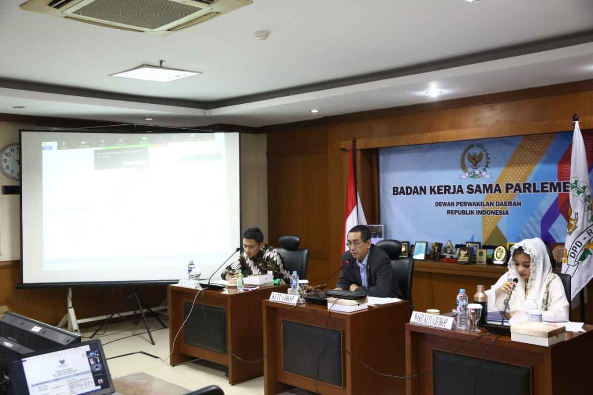 DPD Mengucapkan Selamat Dilantiknya Ketua Senat Baru Malaysia DPD Mengucapkan Selamat Dilantiknya Ketua Senat Baru Malaysia