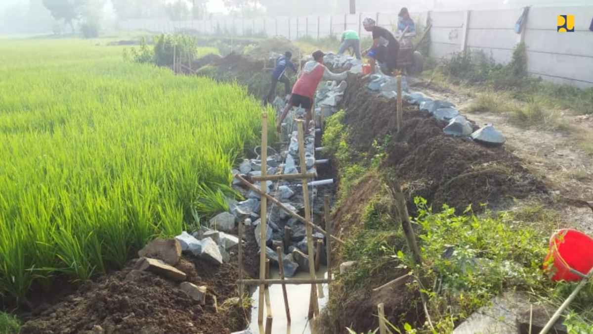 Dorong Produktivitas Desa, PUPR: Realisasi Padat Karya PISEW Capai 73 Persen Dorong Produktivitas Desa, PUPR: Realisasi Padat Karya PISEW Capai 73 Persen