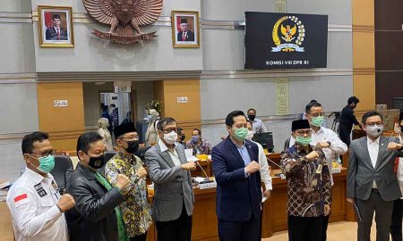 Raker dengan Kementerian - DPR, DPD Sampaikan Pentingnya Hindari Konflik Kebijakan