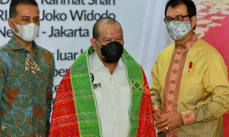 Terima Bintang Jasa, Rahmat Shah Berterima Kasih pada Ketua DPD RI