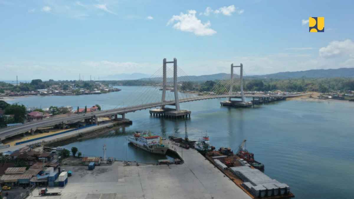 Diresmikan Jokowi, Jembatan Teluk Kendari Senilai Rp840 Miliar Bangkitkan Ekonomi Sultra Diresmikan Jokowi, Jembatan Teluk Kendari Senilai Rp840 Miliar Bangkitkan Ekonomi Sultra